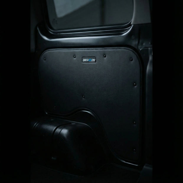 Side panel for tavera